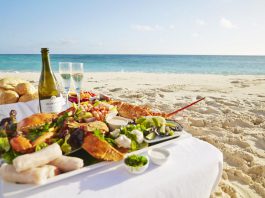 Un lieu privilégié pour un repas d'exception - Sandy Cay - Cairns