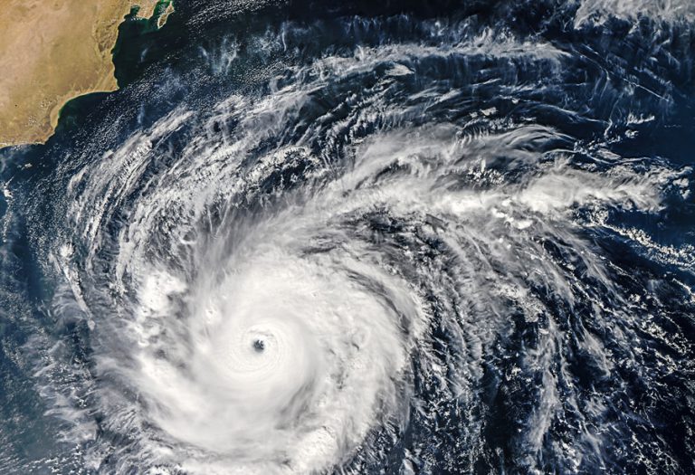 Phénomènes Climatiques Australiens : Cyclones, Feux Et Tempêtes De Sable